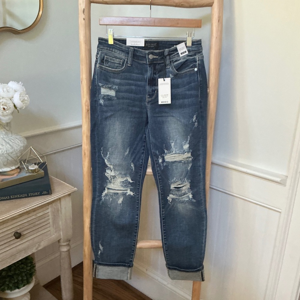 Judy Blue Mid Rise Distressed Boyfriend Jeans Medium Wash  Size 5 27 New